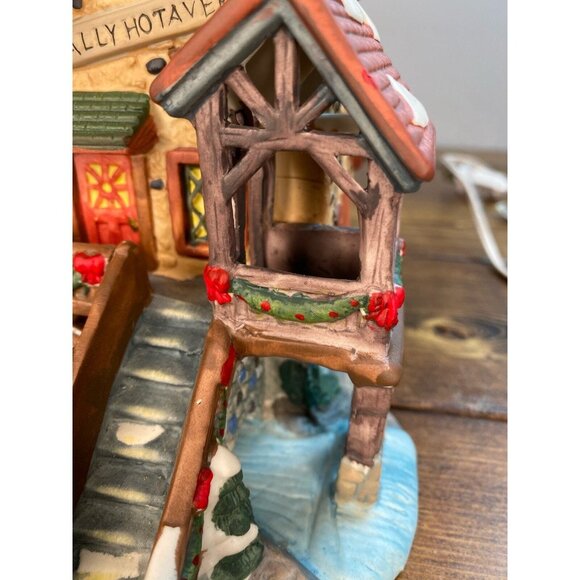Vintage Christmas Streets Tally Ho Tavern 1999 Santas Village Ceramic Decoration - Picture 5 of 15